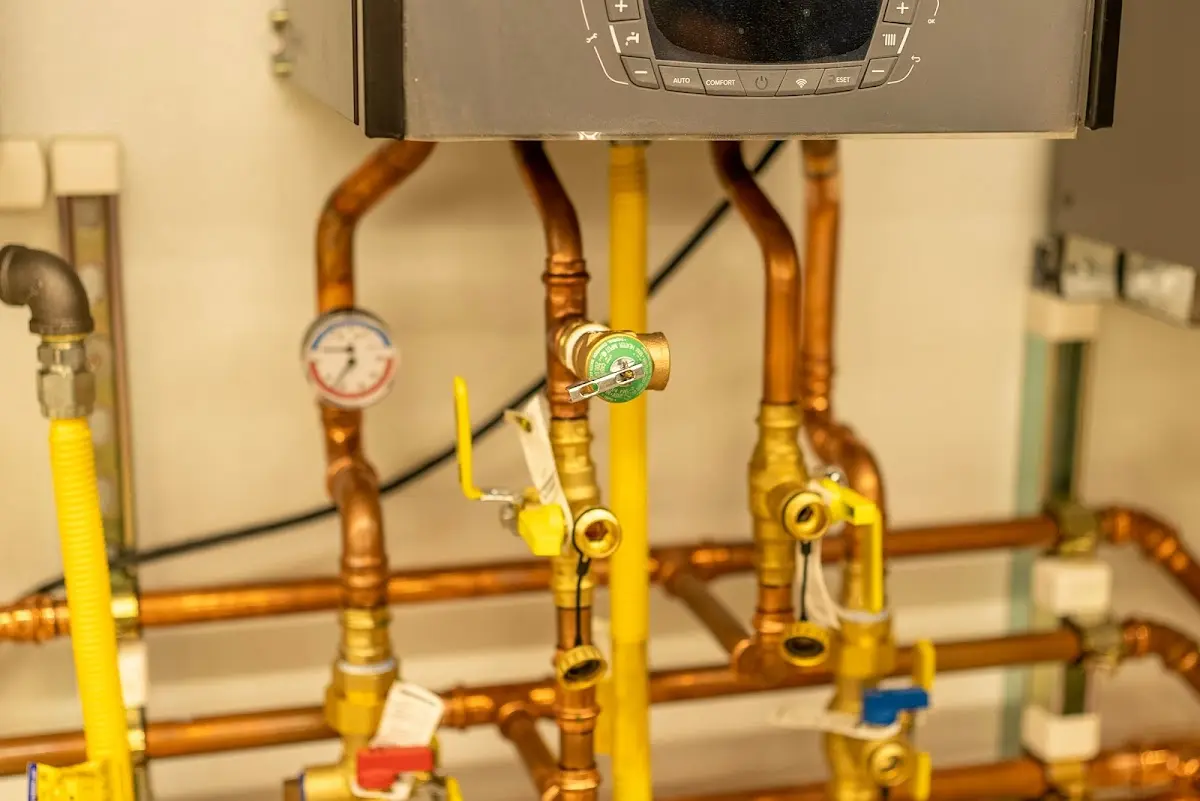 Licensed technician providing Pipe Repair for a homeowner in South Sioux City